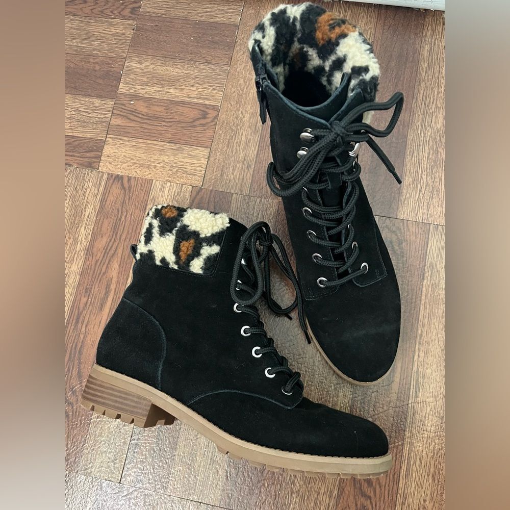 Violet & Red Women’s Leather Lace Up Boot Faux Leopard Fur Top Black  Size US 9
